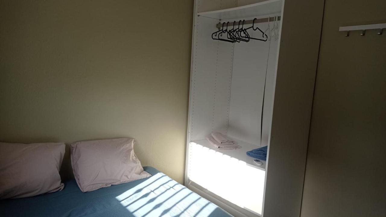 Apartamento con terraza, tipo ático, dos dormitorios y salón con sofá cama Jerez de la Frontera Exterior foto