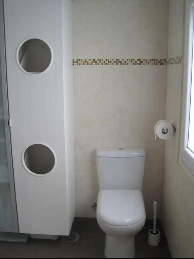 Apartamento con terraza, tipo ático, dos dormitorios y salón con sofá cama Jerez de la Frontera Exterior foto