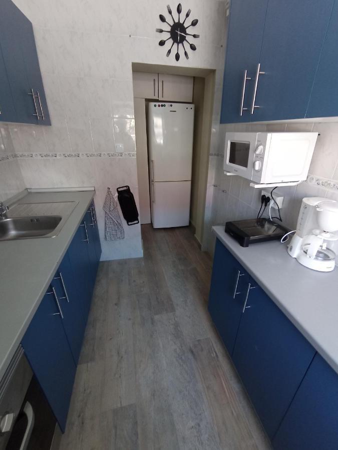 Apartamento con terraza, tipo ático, dos dormitorios y salón con sofá cama Jerez de la Frontera Exterior foto